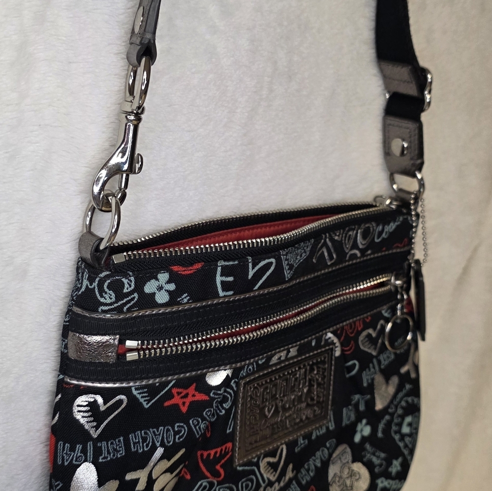 Coach Poppy limited edition Luxe metallic graffiti glam hearts crossbody bag - Picture 13 of 14
